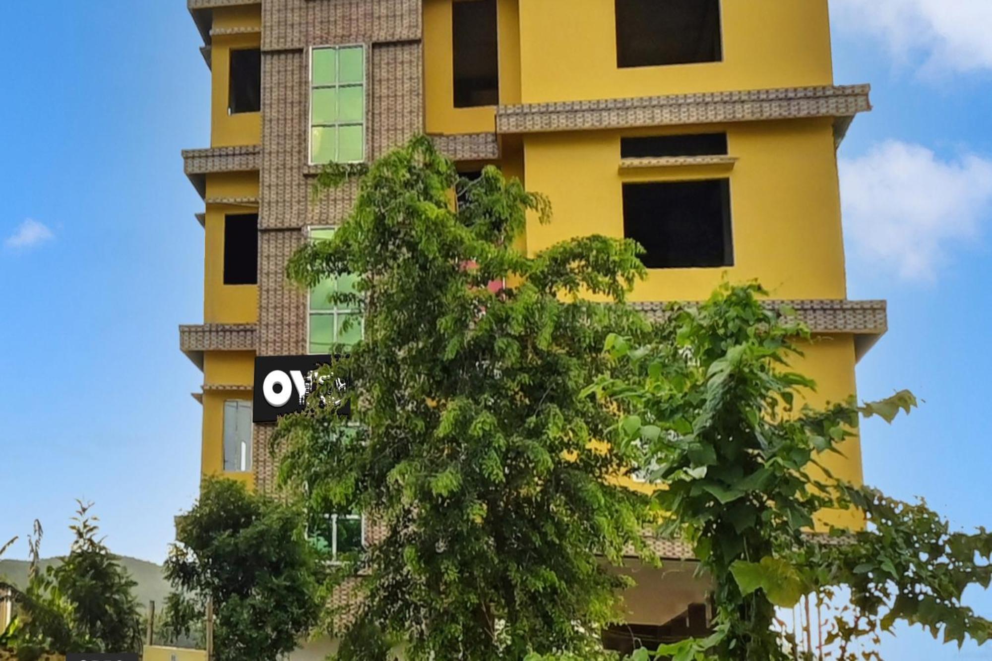 Oyo Flagship The Brahmaputra Homestay Гувахати Екстериор снимка