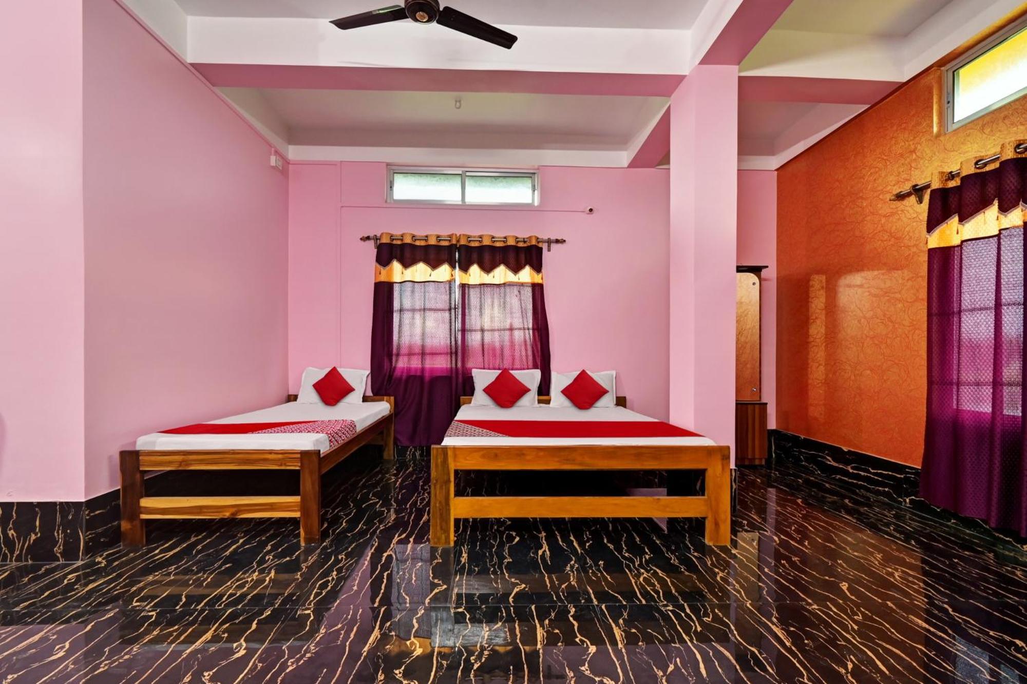 Oyo Flagship The Brahmaputra Homestay Гувахати Екстериор снимка